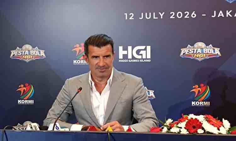 Luis Figo Desak Presiden FIFA Gianni Infantino Mundur