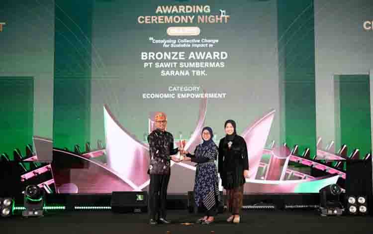 PT Sawit Sumbermas Sarana Tbk Raih Bronze Award ISRA 2026 Kategori Economic Empowerment
