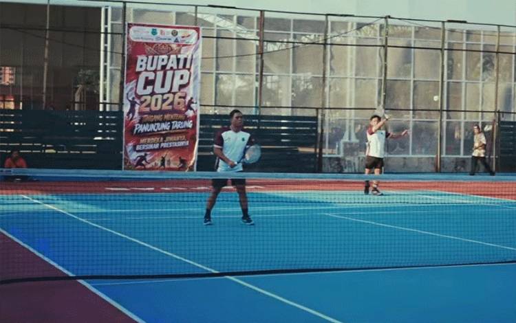 Arena Tenis di Kapuas Diwacanakan Semi Indoor