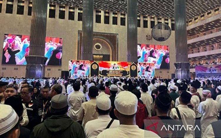 Menag Mengajak Umat Berdoa untuk Keselamatan Bangsa dan Negara