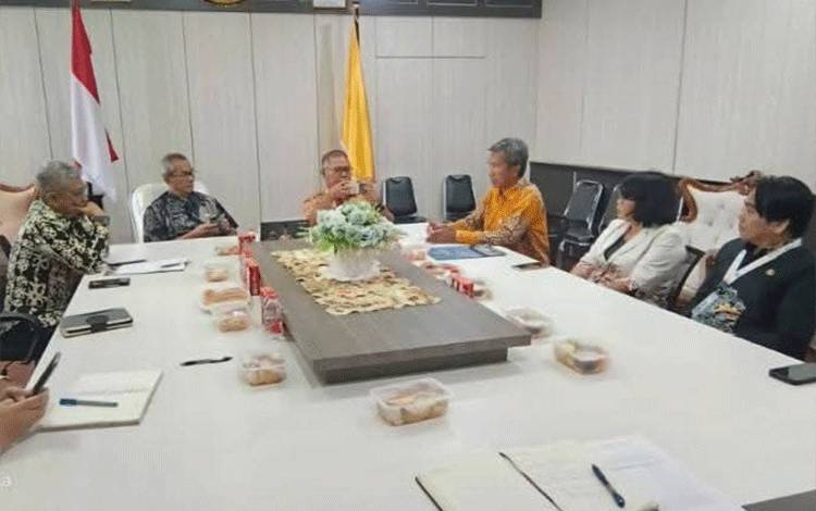 Pemko Palangka Raya Siap Bentuk Tim Pengawasan Penggunaan Bahasa Indonesia
