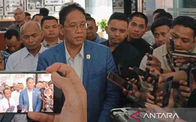 Menteri Purbaya Akui Biasa Bekerja Sama dengan Destry Damayanti