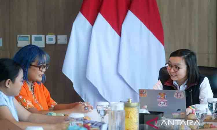 Wamen Ekraf Dukung Fesyen Wastra Meluas hingga Pasar Regional