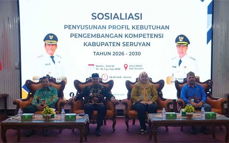Wabup Seruyan Buka Sosialisasi Pengembangan Kompetensi Aparatur