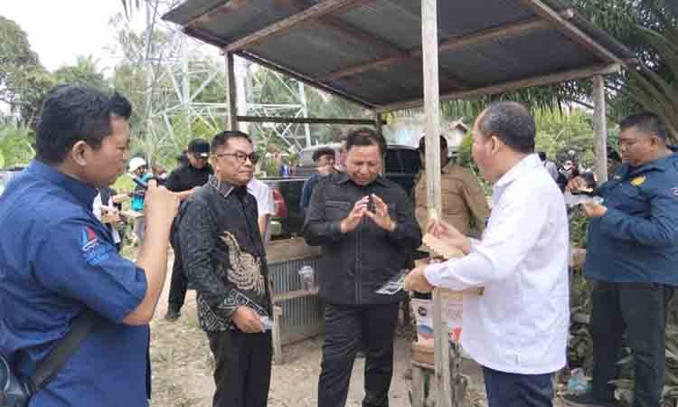Pemasangan Kabel Listrik PLN ke Pulau Hanaut Terkendala Jalur Kapal, DPRD Kotim Minta Perizinan Dipercepat