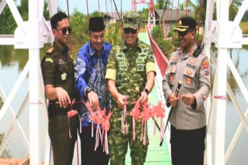 Jembatan Garuda di Tanah Laut Permudah Akses Petani dan Anak Sekolah
