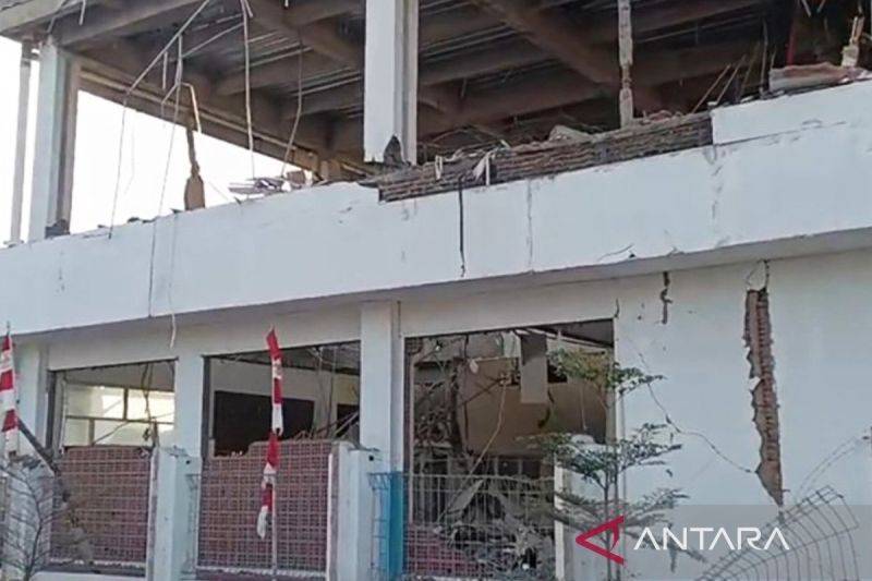 Kepala BNPB dan Menko PMK Bertolak ke Nagekeo Tangani Dampak Gempa M 7,7