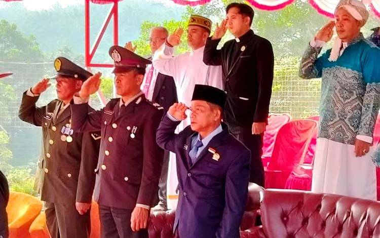 DPRD Barut Nilai Tradisi HUT RI di Bukit Sawit Perkuat Kebersamaan Warga