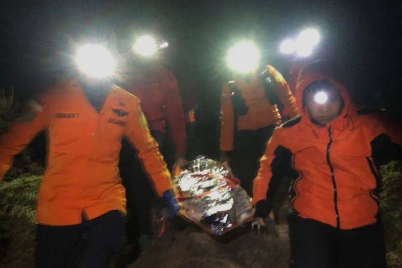 16 Pendaki Gunung Bawakaraeng Dievakuasi akibat Hipotermia dan Kelelahan