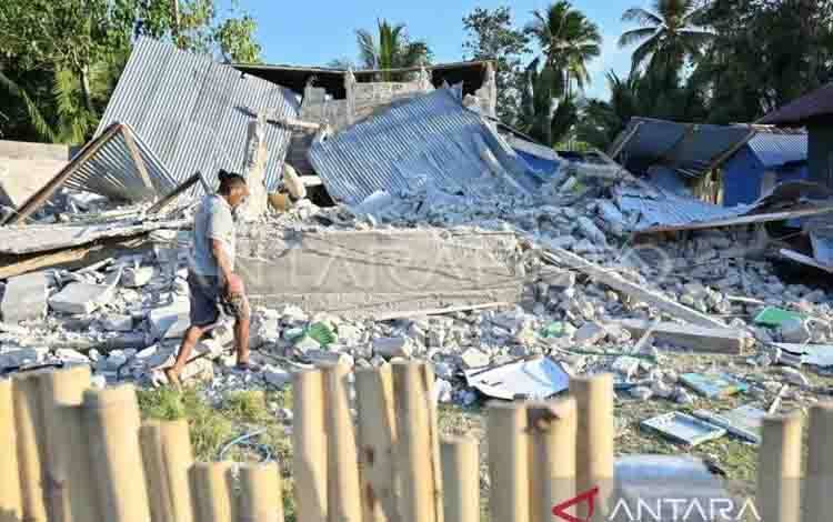 BMKG Catat 2.768 Gempa Susulan M7,7 Terjadi di Flores