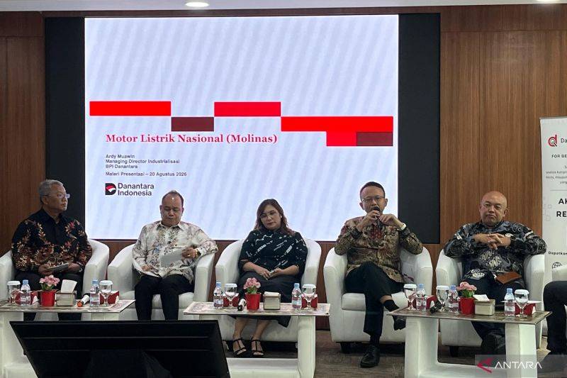Danantara Dorong Jaringan PLN dan Pertamina Jadi Penopang Ekosistem Kendaraan Listrik