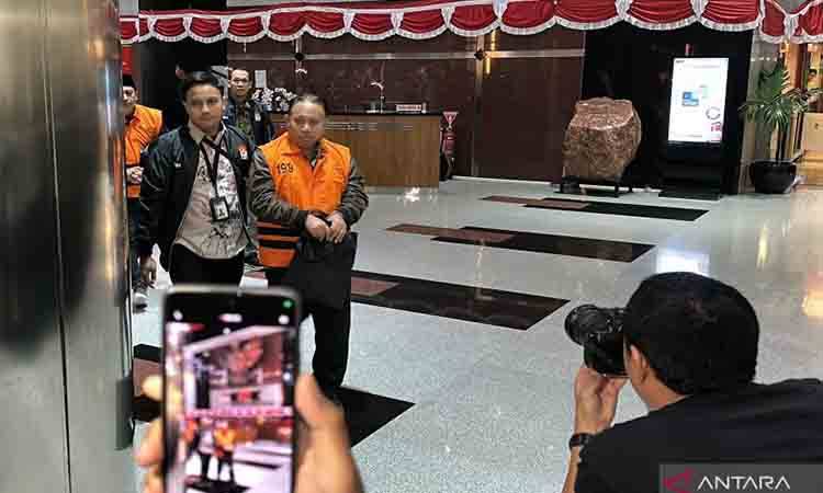 KPK Sebut Rektor Unsoed Beli Tiga Bidang Tanah Usai Terima Gratifikasi