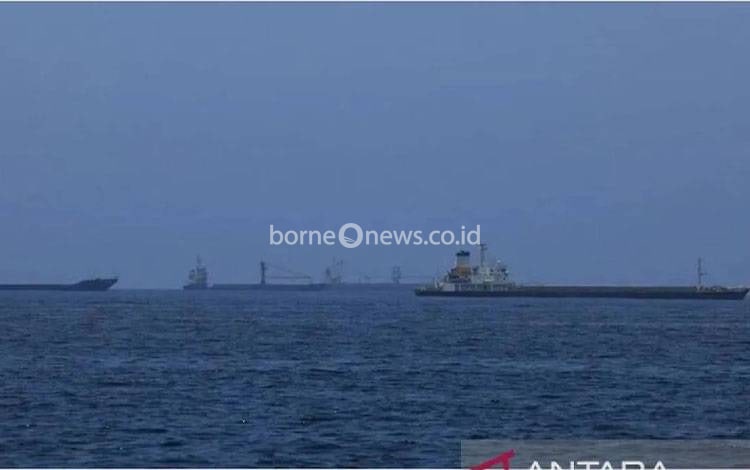 Konflik Memanas, AS Hancurkan Lima Kapal Tanker Iran Usai Serangan IRGC
