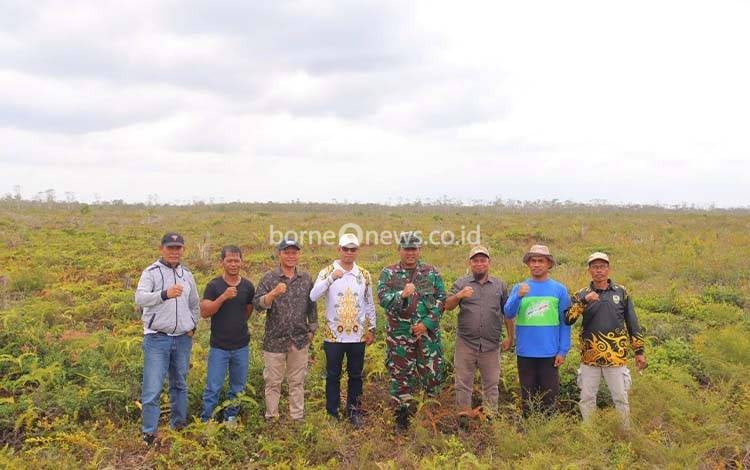 Dandim 1015/Sampit Tinjau Lokasi Rencana Pembangunan Yon TP di Desa Pemantang Limau