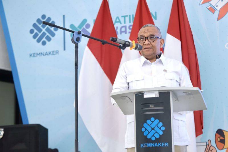 Wamenaker: SDM Adaptif dan Perlindungan Pekerja Jadi Kunci Hadapi Era AI