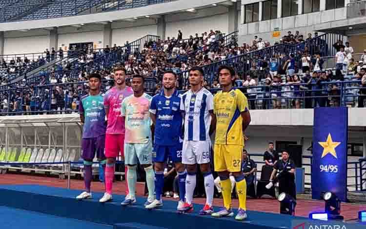 Persib Kenalkan Skuad dan Jersei Musim 2026/2027 pada 25 Agustus
