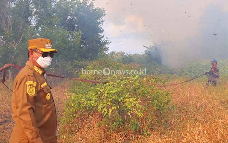 Bupati Seruyan Pantau Karhutla di Pematang Laka, Warga Diminta Waspada
