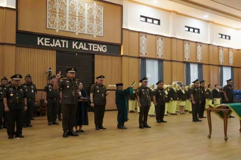 Empat Kajari Baru di Kalteng Diminta Jaga Integritas dan Perkuat Koordinasi