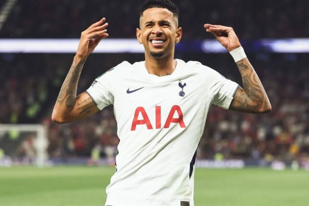 K (X.com/SpursOfficial)