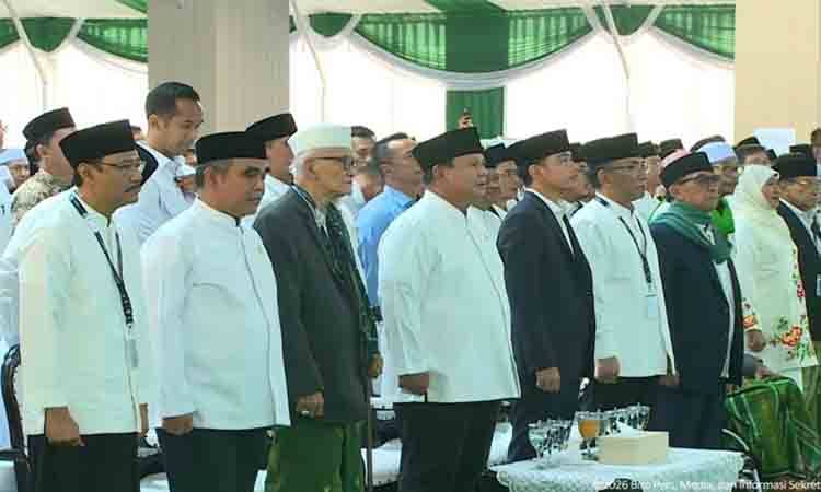 Prabowo dan Gibran Tiba di Ponpes Bahrul Ulum Hadiri Muktamar ke-35 NU