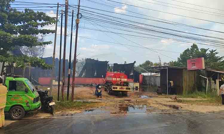 Saksi Lihat 2 Pria di Lahan Kosong Sebelum Kebakaran Dasu House of Grill