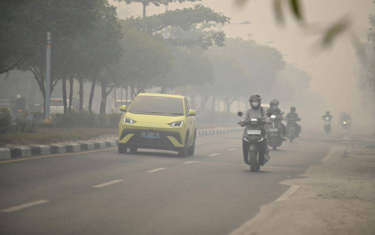 Kabut Asap Semakin Tebal di Palangka Raya, Warga Berharap Hujan Segera Turun