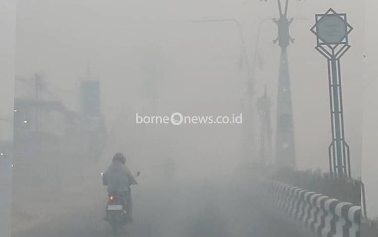 Kabut Asap Semakin Tebal di Sampit, Jarak Pandang Terbatas