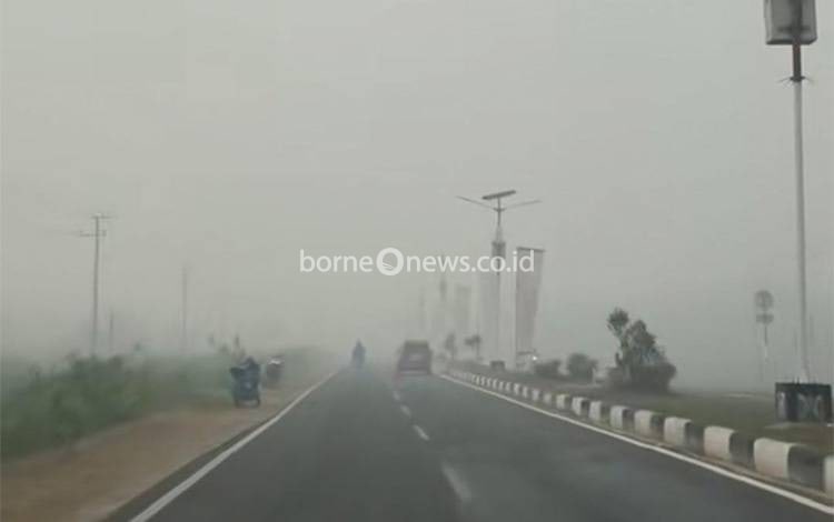 Kabut Asap Ganggu Penerbangan Tjilik Riwut, Pesawat RTB hingga Holding