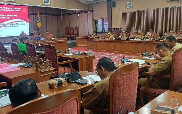 Nama Komisi III DPRD Kotim Dicatut untuk Pungutan Rp10 Juta Komite Sekolah