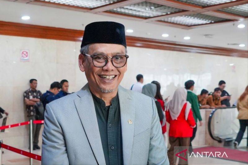 DPR Rumuskan Skema Guru PPPK Bisa Tetap Mengajar di Sekolah Swasta