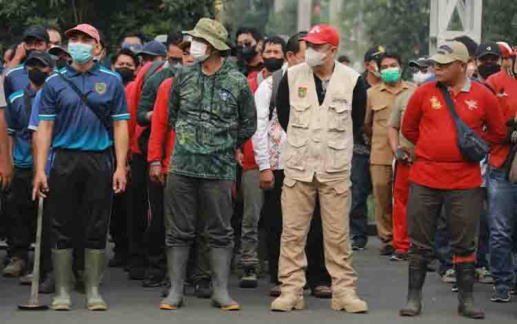 Apel Gelar Pasukan Dalam Rangka Penguatan Penanganan Karhutla. (FOTO:BIRO ADPIM SETDA KALTENG)