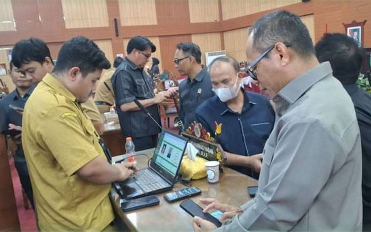 DPRD Palangka Raya Mulai Aktivasi Identitas Kependudukan Digital