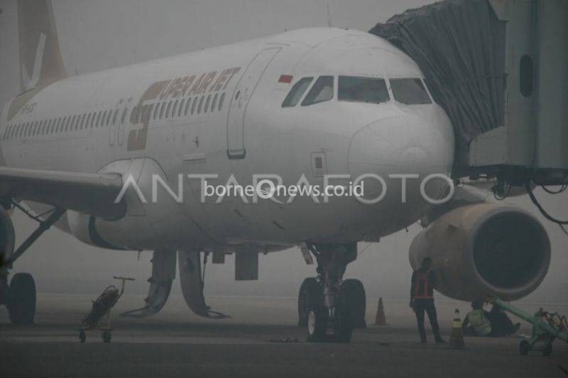 Kabut Asap Ganggu 20 Penerbangan di Bandara Tjilik Riwut, Visibilitas Sempat Turun 250 Meter