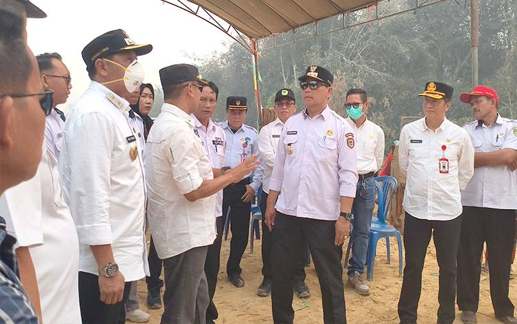 Pemkab Barito Utara Targetkan Seluruh Desa di Barito Utara Teraliri Listrik