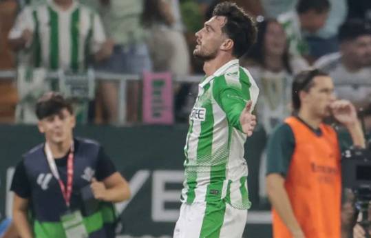 Troy Parrott Antar Real Betis Kalahkan Real Madrid 1-0