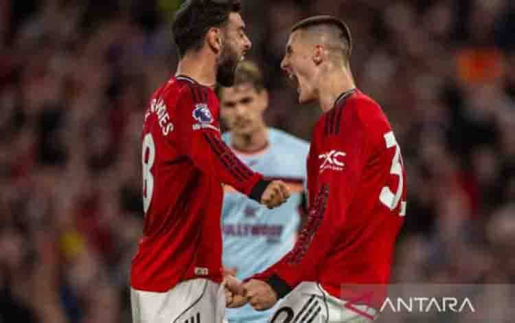 Carrick Sebut Benjamin Sesko Miliki Peluang Turun Sejak Menit Pertama