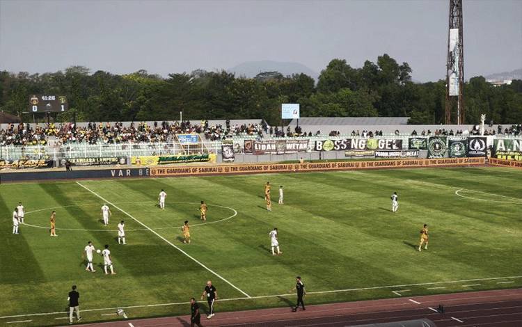Bhayangkara Ditahan Imbang 1-1 Persebaya