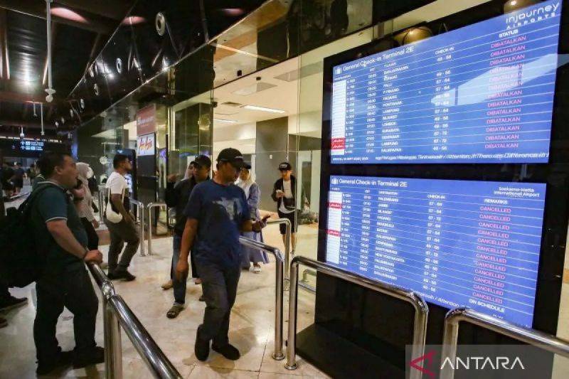 Penerbangan Batal akibat Erupsi Anak Krakatau, Kemenhub Pastikan Refund Tiket 100 Persen