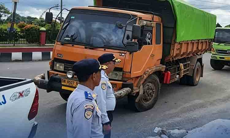 Sudah Diimbau, Sopir Kendaraan Terlarang Masih Nekat Terobos Kota Sampit