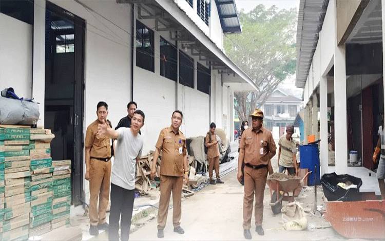 Pembangunan Pasar di PBB dan Pendopo Dikebut, Disdagrin Pastikan Kualitas dan Progres Tetap Terjaga