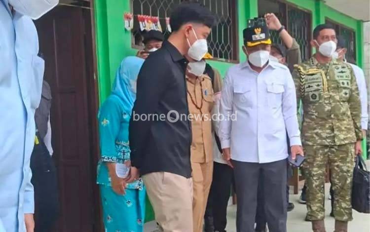 Guru SDN 2 Petuk Katimpun Berharap Kabut Asap Segera Berakhir