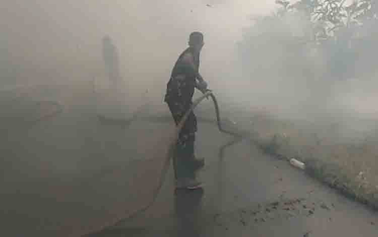 Karhutla Desa Gohong Membara, Arus Lintas Kalimantan Dialihkan