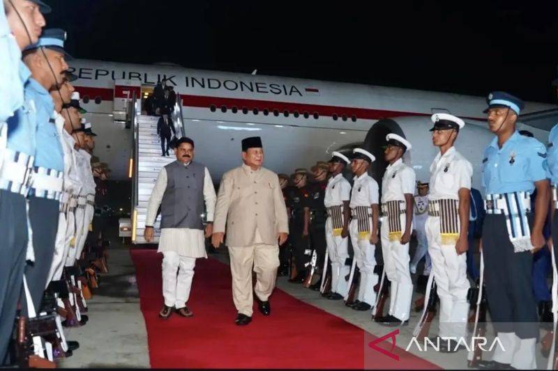Presiden Prabowo Tiba di India untuk Hadiri KTT ke-18 BRICS