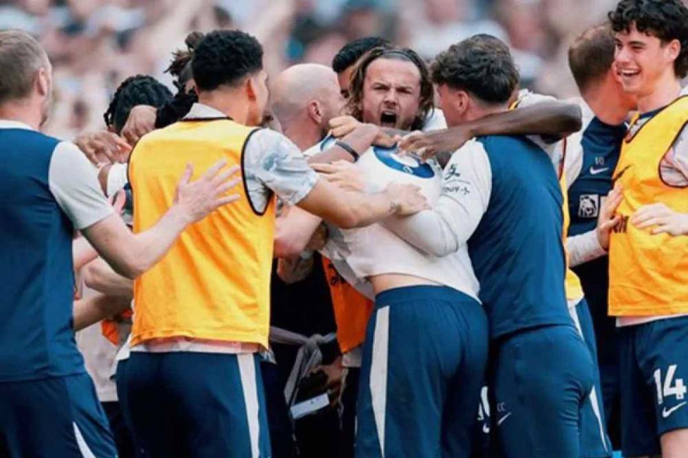 De Zerbi Tegaskan Tottenham Wajib Menang saat Hadapi Everton