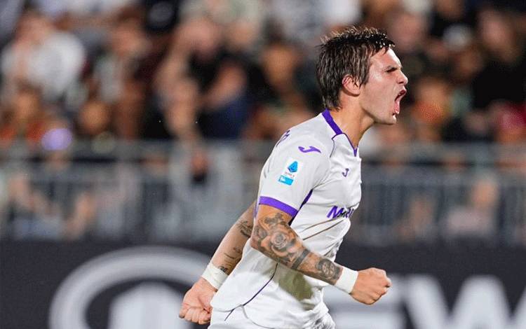 Mastantuono Pecahkan Rekor Messi saat Cetak Hattrick di Fiorentina