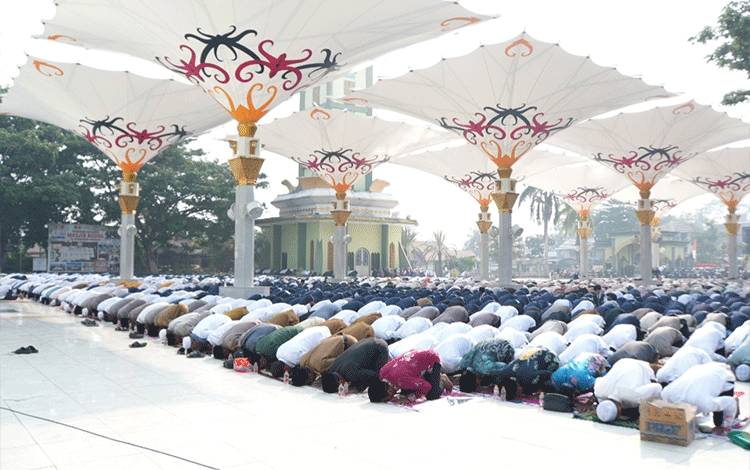 Warga dan Pemkab Kapuas Kembali Gelar Shalat Istiska