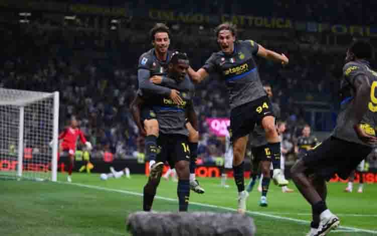 Inter Milan Libas Udinese 5-3 Meski Tertingal Dua Gol