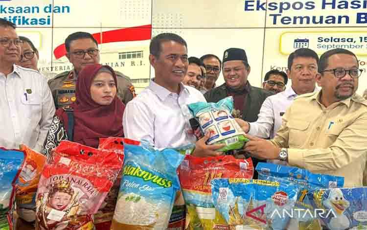 Amran: 25 Merek Beras Fortifikasi Curang, Diduga Konsumen Rugi Rp89 T
