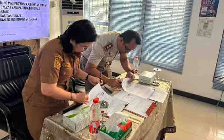 Bahas BPHTB hingga Sertifikasi Tanah, Kantor Pertanahan Gumas dan Bapenda Jalin Kerja Sama