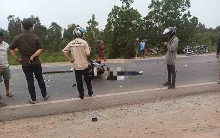 Pemotor Wanita Tewas di Jalan Gubernur Syarkawi Gambut